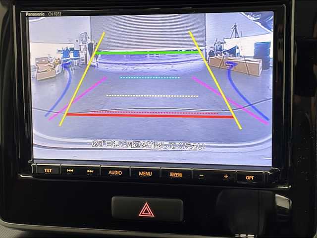 スズキ ワゴンＲ スティングレー HYBRID T 宮崎県 2017(平29)年 3.7万km ピュアホワイトP 禁煙車/衝突被害軽減ブレーキ/社外8型ナビTV/（CN-RZ82/CD/DVD/Bluetooth/フルセグTV)/社外ドライブレコーダー/社外ETC/純正セキュリティアラーム/純正LEDオートライト/純正LEDフォグ/純正15インチアルミ/純正エアロ/純正ルーフエンドスポイラー/純正フロアマット/クルーズコントロール/レーンディパーチャーアラート/ヘッドアップディスプレイ/パドルシフト/シートヒーター/オートエアコン/スマートキー/プッシュエンジンスタート/新車時保証書/取扱い説明書