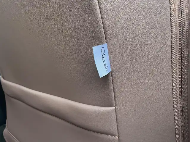 トヨタ ハイラックス Z 長野県 2019(平31)年 6.5万km スーパーホワイトⅡ 4WDターボオートマ/アルパイン11インチディスプレイオーディオ（DAF11Z）/デジタルインナーミラー型ドラレコ/後席Kenwoodモニター(LZ-1000HD)/ナイトロパワー17インチアルミホイール/冬タイヤ（ダンロップウインターマックス）/シートカバー/キャノピー/オーバーフェンダー/荷台引き出し（CARRYBOY）付き/バックカメラ/ETC/クルーズコントロール/純正フロアマット/スマートキー/プッシュスタート/横滑り防止機能/衝突被害軽減/ダウンヒルアシストコントロール