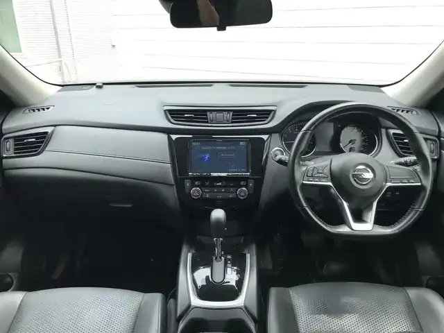 日産 エクストレイル ハイブリッド 20X 栃木県 2017(平29)年 13.2万km インペリアルアンバーP 株)IDOMが運営する【じしゃロン小山店】の自社ローン専用車両になります。こちらは現金またはオートローンご利用時の価格です。自社ローンご希望の方は別途その旨お申付け下さい//ワンオーナー/禁煙車/社外フルセグナビ/（CD/DVD/AM/FMラジオ）/(Bluetooth)/スマートキー/プッシュスタート/バックカメラ/エマージェンシーブレーキ/コーナーセンサー/ガラスルーフ/パワーバックドア/ステアリングリモコン/電動格納ドアミラー/パワーウインドウ/防眩ミラー/オートライト