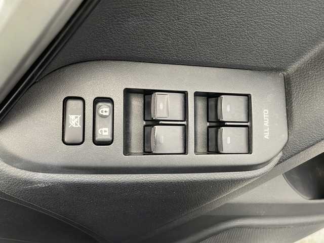 トヨタ ランドクルーザー プラド TX Lパッケージ 鹿児島県 2019(令1)年 16万km ホワイトパールクリスタルシャイン 純正ＳＤナビ　/（フルセグ/Bluetooth/CD/DVD）/レーダークルーズコントロール　/バックカメラ　/ドライブレコーダー　/ビルドインＥＴＣ　/前席シートヒーター　/前席エアシート　/シートベンチレーション　/ジオランダーＡＴタイヤ　/ドアバイザー　/ルーフレール/純正フロアマット/オートライト/オートマチックハイビーム/前席パワーシート/レザーシート/スマートキー/取扱説明書