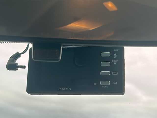 トヨタ アルファード 240S プライムセレクションⅡ 岩手県 2010(平22)年 5.7万km ホワイトパールクリスタルシャイン 純正HDDナビ/AM/FM/CD/DVD/ワンセグTV/フロント/サイド/バックカメラ/ETC/電動リアゲート/社外ドライブレコーダー/両側パワースライドドア/横滑り防止装置/コーナーセンサー/オートライト/HIDヘッドライト/フォグランプ/スマートキー/プッシュスタート/電動格納ミラー/純正16インチAW/純正フロアマット/ドアバイザー/取扱説明書