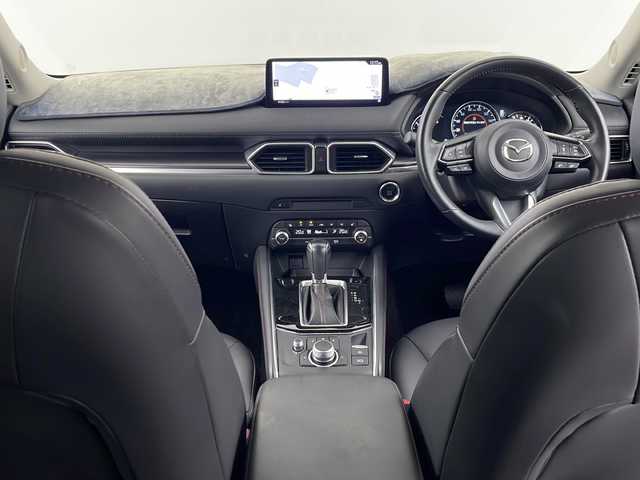 マツダ ＣＸ－５ XD ブラックトーンエディション 埼玉県 2021(令3)年 2万km スノーフレイクホワイトパールマイカ 純正１０．２５インチナビ/(Bluetooth/USB/AM/FM)/地デジフルセグ/全方位カメラ/前後ドライブレコーダー/ETC/アダプティブクルーズコントロール/衝突軽減ブレーキ/車線逸脱警報/クリアランスソナー/パドルシフト/運転席シートヒーター/ステアリングヒーター/パワーバックドア/電子パーキングシステム/オートブレーキホールド/プッシュスタート/ステアリングリモコン/ウィンカーミラー/電動格納ミラー/純正フロアマット/純正ドアバイザー/純正19インチアルミホイール