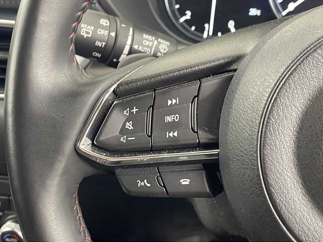 マツダ ＣＸ－５ XD ブラックトーンエディション 埼玉県 2021(令3)年 2万km スノーフレイクホワイトパールマイカ 純正１０．２５インチナビ/(Bluetooth/USB/AM/FM)/地デジフルセグ/全方位カメラ/前後ドライブレコーダー/ETC/アダプティブクルーズコントロール/衝突軽減ブレーキ/車線逸脱警報/クリアランスソナー/パドルシフト/運転席シートヒーター/ステアリングヒーター/パワーバックドア/電子パーキングシステム/オートブレーキホールド/プッシュスタート/ステアリングリモコン/ウィンカーミラー/電動格納ミラー/純正フロアマット/純正ドアバイザー/純正19インチアルミホイール