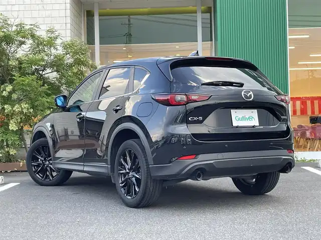 マツダ ＣＸ－５ XD ブラックトーンエディション 岡山県 2022(令4)年 5万km ジェットブラックマイカ 純正10.25インチセンターディスプレイ/Bluetooth、AM、FM/Apple Carplay、Android　Auto/全方位カメラ/運転席メモリーシート/パワーシート/ワイヤレス充電/前席シートヒーター/ステアリングヒーター/ハンズフリー機能付きパワーバックドア/アドバンスドスマートシティブレーキアシスト/スマートシティブブレーキサポート/AT誤発進抑制制御/レーダークルーズコントロール/車線逸脱警報システム/ブラインドスポットモニタリング/ドライバーアテンションアラート/リアパーキングセンサー/アダブティブLEDヘッドライト/レーンキープアシストシステム/交通標識認識システム
