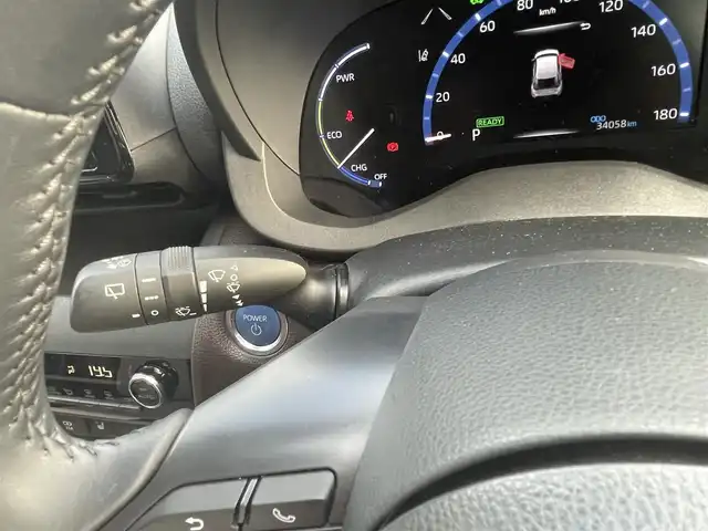 トヨタ ヤリスクロス ハイブリッド Z 鹿児島県 2021(令3)年 3.4万km ホワイトパールクリスタルシャイン 純正ナビ/（Bluetooth/TV）/モデリスタフルエアロ/バックカメラ/クルーズコントロール/LEDオートライト/アイドリンクストップ/オートエアコン/スマートキー/ETC