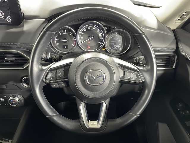 マツダ ＣＸ－５ XD 広島県 2017(平29)年 1.8万km ソニックシルバーM 純正ナビ/バック／サイドカメラ/前方ドライブレコーダー/衝突軽減ブレーキ/クルーズコントロール/MTモード付ATシフト/踏み間違い防止/前方コーナーセンサー/オートライト/LEDヘッドライト/フルセグTV/ＣＤ/ＤＶＤ/純正17インチアルミホイール(225/65/R17)/エアバッグ(運転席/助手席/サイド/カーテン)