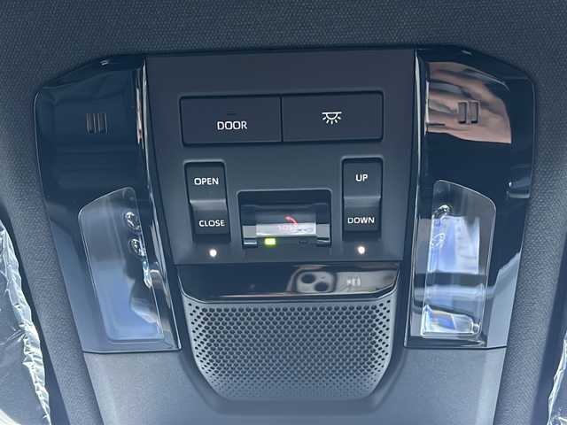 トヨタ ランドクルーザー ２５０ VX 石川県 2024(令6)年 0.1千km プラチナホワイトパールマイカ 4WD/ワンオーナー/純正12.3型メモリーナビゲーション/【FM・AM・Bluetooth・USB・HDMI・Miracast】/・フルセグTV/・パノラミックビューモニター/・JBLプレミアムサウンド/セーフティセンス/プリクラッシュセーフティ/レーダークルーズコントロール/レーントレーシングアシスト/レーンディパーチャーアラート/オートマチックハイビーム/ブラインドスポットモニター/ロードサインアシスト/発進遅れ告知機能/パーキングサポートブレーキ/トヨタチームメイト/前席ベンチレーション・シートヒーター/運転席パワーシート/ステアリングヒーター/デジタルインナーミラー/USB・HDMI端子/パワーバックドア/ムーンルーフ/ルーフレール/純正フロアマット/3眼LEDヘッドランプ/・LEDフォグランプ