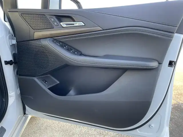 ＢＭＷ ＢＭＷ ２１８ｄ アクティブツアラー エクスクルーシブ 東京都 2022(令4)年 2.6万km パール 純正ナビ/360°カメラ/ETC2.0/衝突軽減ブレーキ/アダプティブクルーズコントロール/純正17インチアルミホイール/LEDヘッドライト/シートヒーター/ハーフレザーシート/置くだけ充電/スマートキー/プッシュスタート