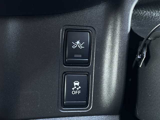 日産 セレナ e－パワー ハイウェイスター V 千葉県 2019(平31)年 6.1万km ダイヤモンドブラック 純正9インチナビ/全周囲カメラ/デジタルインナーミラー/ドライブレコーダー/パーキングアシスト/衝突被害軽減システム/車線逸脱警報/バックカメラ/クルーズコントロール/両側パワースライドドア/横滑り防止装置/ETC/アイドリングストップ/LEDヘッドライト/フォグランプ/オートライト/ウィンカーミラー/電動格納ミラー/社外15インチAW/シートリフター/プッシュスタート/スマートキー/フロアマット/スペアキー/取扱説明書/保証書