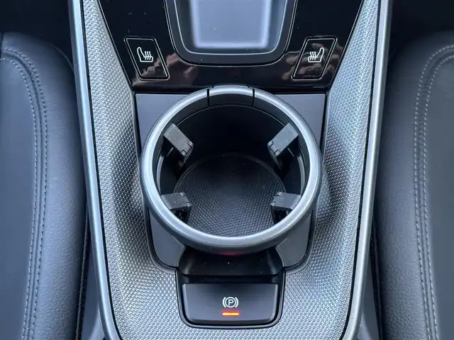 ポルシェ ９１１ カレラ 愛知県 2020(令2)年 1.7万km ピュアホワイト /禁煙/正規ディーラー車/ディーラー記録簿R2.3.4.5.7//スポーツクロノパッケージ/エグゾースト/PASM//純正ナビ/BT/USB/AndroidAuto/AppleCarPlay//全方位カメラ/ETC/ドラレコ//革巻きステア/ステアスイッチ/パドルシフト//黒革シート/シートヒーター//電動パーキングブレーキ//電動リアスポイラー//照明付きバニティミラー//走行モード//ポルシェアクティブセーフ//マトリクスLEDヘッドライト//新車時保証書//取扱説明書//スペアスマートキー