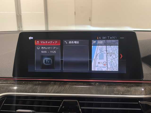 ＢＭＷ ５４０ｉ xDrive ツーリング Mスポーツ 新潟県 2018(平30)年 3.2万km アルピンホワイトⅢ ドライビングアシストプラス/・アクティブクルーズコントロール/・ステアリング＆レーンコントロールアシスト/・レーンディパーチャーウォーニング/・レーンチェンジウォーニング/・アクティブサイドコリジョンプロテクション/・前車接近警告機能/・衝突回避/被害警告ブレーキ/・後車衝突警告機能/・クロストラフィックウォーニング/パーキングアシストプラス/・パークディスタンスコントロール/・パーキングアシスト/・トップビュー＋３Dビュー/・サイドビューカメラ/・リヤビューカメラ/HDDナビゲーション/・１０．２インチモニター/オーディオビジュアルシステム/・フルセグTV/・CD/DVD/Musicコレクション/USB端子/ETC/ドライブレコーダー/アダプティブ ヘッドライト/・バリアブルライトコントロール機能/・コーナリングライト/・デイタイムランニングライト/電動８ウェイフロントシート/・スポーツシート/ダコタレザー/アンビエントライト/・カラーバリエーション１１種