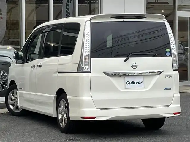 日産 セレナ ハイウェイS G Sハイブリッド 山口県 2013(平25)年 11.6万km ブリリアントホワイトパール 新車ワンオーナー/純正ナビ＆バックカメラ/　　＆フルセグTV＆後席/　　フリップダウンモニター/純正フロアマット/純正フォグランプ/純正16インチアルミ/両側パワースライドドア/スマートキー/オートライト/リバース連動ドアミラー