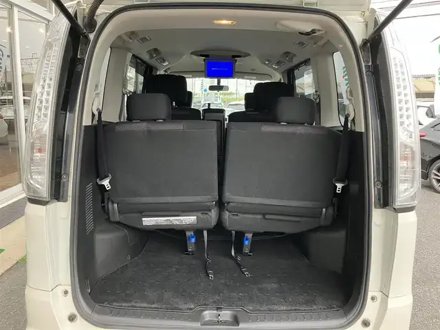 日産 セレナ ハイウェイS G Sハイブリッド 山口県 2013(平25)年 11.6万km ブリリアントホワイトパール 新車ワンオーナー/純正ナビ＆バックカメラ/　　＆フルセグTV＆後席/　　フリップダウンモニター/純正フロアマット/純正フォグランプ/純正16インチアルミ/両側パワースライドドア/スマートキー/オートライト/リバース連動ドアミラー