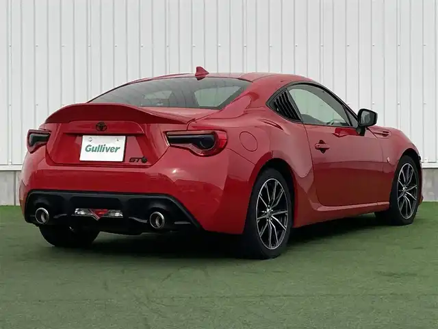 トヨタ ８６ GT 香川県 2018(平30)年 6.7万km ピュアレッド 登録時走行距離：66445km/6MT/カロッツェリアディスプレイオーディオ/　CD DVD BT /バックカメラ/クルーズコントロール/LEDヘッドライト/オートライト/フォグランプ/レベライザヘッドライト/横滑り防止装置/ETC2.0/革巻きステアリング/ステアリングスイッチ/プッシュスタート/スマートキー/スペアキー