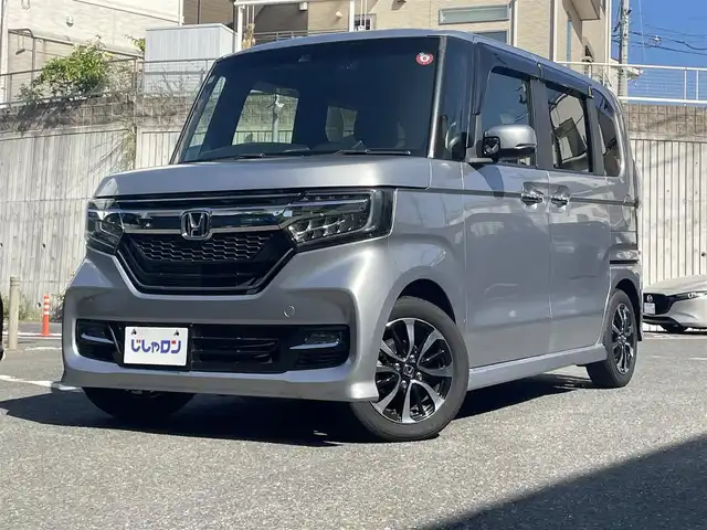 ホンダ Ｎ ＢＯＸ カスタム G L ホンダセンシング 福岡県 2018(平30)年 8.5万km ルナシルバーM (株)IDOMが運営する【じしゃロン八幡西店】の自社ローン専用車両になります。こちらは現金またはオートローンご利用時の価格です。自社ローンご希望の方は別途その旨お申付け下さい/ディーラーオプションナビ/・BLUETOOTH/・CD/・DVD/・フルセグTV/ドライブレコーダー（ZDRーD15）/クルーズコントロール/両側パワースライドドア/ISOFIX/ドアバイザー/プッシュスタート/ビルトインETC