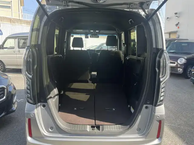 ホンダ Ｎ ＢＯＸ カスタム G L ホンダセンシング 福岡県 2018(平30)年 8.5万km ルナシルバーM (株)IDOMが運営する【じしゃロン八幡西店】の自社ローン専用車両になります。こちらは現金またはオートローンご利用時の価格です。自社ローンご希望の方は別途その旨お申付け下さい/ディーラーオプションナビ/・BLUETOOTH/・CD/・DVD/・フルセグTV/ドライブレコーダー（ZDRーD15）/クルーズコントロール/両側パワースライドドア/ISOFIX/ドアバイザー/プッシュスタート/ビルトインETC