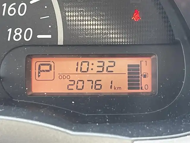 日産 マーチ 12X 宮城県 2014(平26)年 2.1万km サンライトオレンジ 登録時走行距離20761km/純正ナビ/フルセグテレビ/アイドリングストップ/ドアバイザー/純正フロアマット/プッシュスタート/スマートキー/ETC