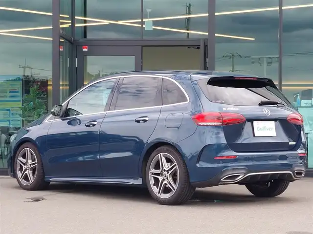 メルセデス・ベンツ Ｂ２００ｄ AMGライン 東京都 2019(令1)年 4万km デニムブルー レーダーセーフティパッケージ/純正ナビ/バックカメラ/ETC2.0/ドライブレコーダー/ハーフレザーシート/シートヒーター/衝突軽減システム/レーンキープアシスト/ブラインドスポットモニター/コーナーセンサー/ハーフレザーシート/シートヒーター/パワーシート/ワイヤレス充電