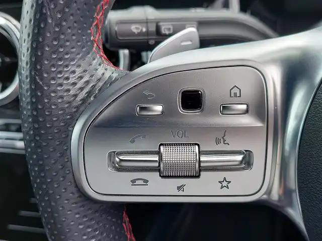 メルセデス・ベンツ Ｂ２００ｄ AMGライン 東京都 2019(令1)年 4万km デニムブルー レーダーセーフティパッケージ/純正ナビ/バックカメラ/ETC2.0/ドライブレコーダー/ハーフレザーシート/シートヒーター/衝突軽減システム/レーンキープアシスト/ブラインドスポットモニター/コーナーセンサー/ハーフレザーシート/シートヒーター/パワーシート/ワイヤレス充電