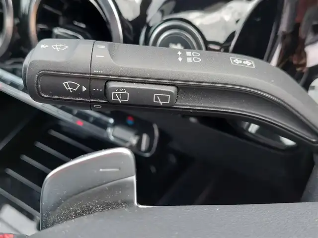 メルセデス・ベンツ Ｂ２００ｄ AMGライン 東京都 2019(令1)年 4万km デニムブルー レーダーセーフティパッケージ/純正ナビ/バックカメラ/ETC2.0/ドライブレコーダー/ハーフレザーシート/シートヒーター/衝突軽減システム/レーンキープアシスト/ブラインドスポットモニター/コーナーセンサー/ハーフレザーシート/シートヒーター/パワーシート/ワイヤレス充電