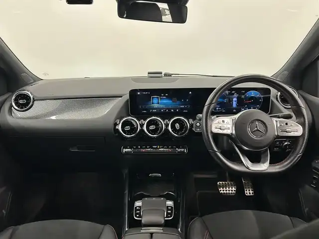 メルセデス・ベンツ Ｂ２００ｄ AMGライン 岡山県 2019(令1)年 4万km デニムブルー 純正ナビ/Rカメラ/ACC/Bluetooth/USB/SOSコール/道路標識ASST/アクティブレーンキーピングASST/アクティブブレーキASST/アテンションASST/ブラインドスポットASST/レーンチェンジASST/ハーフレザーシート/シートヒーター/パワーシート/PTG/オートライト/オートワイパー/AHB
