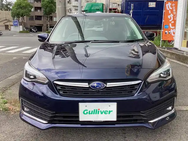 スバル インプレッサ スポーツ 2．0i－L アイサイト 鹿児島県 2019(令1)年 0.5万km ダークブルーパール アイサイト/　誤発進、誤後進抑制制御/　プリクラッシュブレーキ/ケンウッドOPナビ：KXM-H704/　フルセグTV.DVD.CD.SD.BT/バック、サイドカメラ/HKSマフラー/ドラレコ前後/ETC/追従機能付クルーズコントロール/LEDヘッドライト/前席パワーシート/コーナーセンサー/アクセスキー/新車保証書/取扱説明書/ナビ取扱説明書