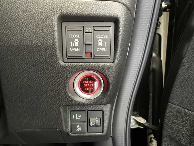 ホンダ Ｎ ＢＯＸ カスタム L スタイル+ブラック 長野県 2022(令4)年 3.2万km クリスタルブラックパール 純正ナビ/（フルセグ/Bluetooth/CD/DVD)/バックカメラ/ETC/両側電動スライドドア/前後ドラレコ/衝突軽減ブレーキ/レーンキープアシスト/レーダークルーズコントロール/コーナーセンサー/LEDヘッドライト/前席シートヒーター/電子パーキング/ステアリングスイッチ/ヘッドライトレベライザー/ドアバイザー/スマートキー/スペアキー