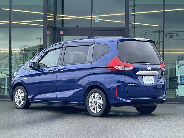 ホンダ フリード ハイブリット G ホンダセンシング 東京都 2016(平28)年 11万km コバルトブルーパール ホンダセンシング/衝突軽減ブレーキ/レーントレーシングアシスト/アダプティブクルーズコントロール/純正ナビ（VXM-174VFXi）/バックカメラ/CD/DVD/BT/AM/FM/TV/両側パワースライドドア/LEDヘッドライト/フォグ/リアサンシェード/ドライブレコーダー