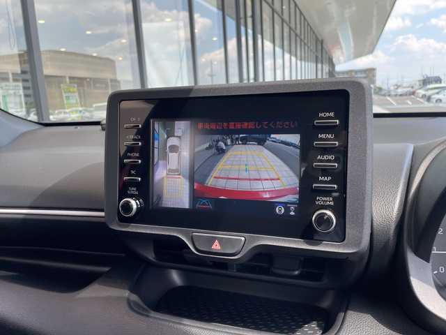 トヨタ ヤリス X 愛知県 2020(令2)年 1万km コーラルクリスタルシャイン 純正７型ディスプレイオーディオナビ/全方位カメラ/レーダークルーズコントロール/バックカメラ/コーナーセンサー/純正アルミホイール/コーナーセンサー/ＥＴＣ２．０/ブラインドスポットモニター/LEDヘッドライト/レーンキープアシスト/オートマチックハイビーム/衝突軽減システム/ステアリングスイッチ