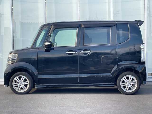 ホンダ Ｎ ＢＯＸ カスタム G Lパッケージ 神奈川県 2012(平24)年 9.8万km クリスタルブラックパール 社外ナビ（MDV-535DT）　/フルセグ/CD/DVD/バックカメラ　/片側パワースライドドア　/純正アルミホイール　/純正フロアマット　/キセノンヘッドライト　/フォグライト　/オートライト　/プッシュスタート/スマートキー　/ＡＢＳ　/横滑り防止装置　/Ｗエアバック