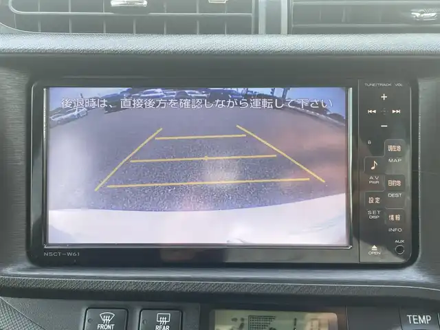 トヨタ アクア G 宮崎県 2012(平24)年 5.2万km ライムホワイトパールクリスタルシャイン 純正ナビゲーション（NSCT-W61）/AM FM CD DVD AUX/バックカメラ/ETC車載器/モデリスタエアロ/ウィンカーミラー/ステアリングスイッチ/スマートキー/プッシュスタート