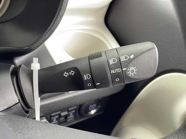 ダイハツ ムーヴ キャンバス ストライプス G 愛知県 2022(令4)年 1.9万km シャイニングホワイトパール/サンドベージュメタリック /ＫＥＮＷＯＯＤナビ(MDV-D208BTW)//ＣＤ　ＤＶＤ　ＢＴ　ＵＳＢ　ＳＤ　ＡＵＸ　ＦＭ　ＡＭ　//アラウンドビューモニター　//前後クリアランスソナー//ウェルカムオープン機能付両側パワースライドドア　　//スマートアシスト　//ＥＴＣ　//前席ホッとカップホルダー//LEDオートライト//スマートキー//スペアキー//カラーマルチインフォメーションディスプレイ//取扱説明書//ナビ取扱説明書