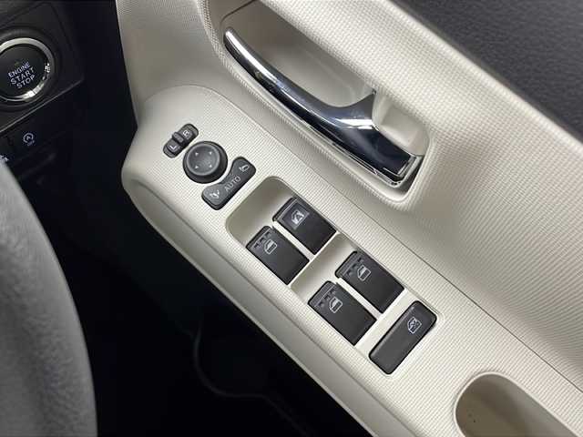 ダイハツ ムーヴ キャンバス ストライプス G 愛知県 2022(令4)年 1.9万km シャイニングホワイトパール/サンドベージュメタリック /ＫＥＮＷＯＯＤナビ(MDV-D208BTW)//ＣＤ　ＤＶＤ　ＢＴ　ＵＳＢ　ＳＤ　ＡＵＸ　ＦＭ　ＡＭ　//アラウンドビューモニター　//前後クリアランスソナー//ウェルカムオープン機能付両側パワースライドドア　　//スマートアシスト　//ＥＴＣ　//前席ホッとカップホルダー//LEDオートライト//スマートキー//スペアキー//カラーマルチインフォメーションディスプレイ//取扱説明書//ナビ取扱説明書