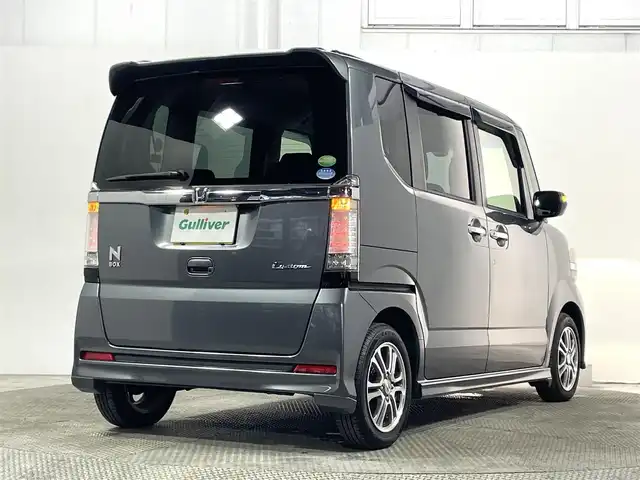 ホンダ Ｎ ＢＯＸ カスタム SSパッケージ 大阪府 2015(平27)年 5.9万km ポリッシュドメタルメタリック 純正ナビＴＶ　衝突軽減　両側パワスラ　バックカメラ　オートエアコン　オートライト　ＨＩＤヘッドライト　フォグランプ　スマートキー　プッシュスタート