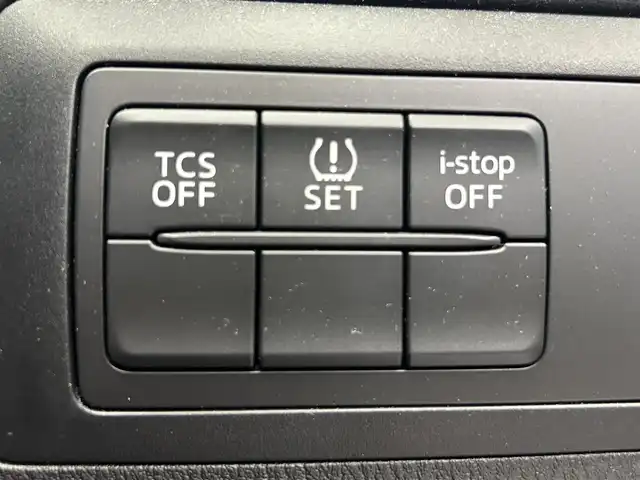 マツダ ＣＸ－５ XD 鹿児島県 2016(平28)年 5.1万km ソニックシルバーM 純正SDナビ/【Bluetooth/フルセグTV/CD/DVD】/バックカメラ/サイドカメラ/ビルトインETC/スマートシティブレーキサポート/レーンキープアシスト/クルーズコントロール/革巻きステアリング/LEDヘッドライト/オートライト/純正17インチアルミホイール/スマートキー/プッシュスタート/横滑り防止装置
