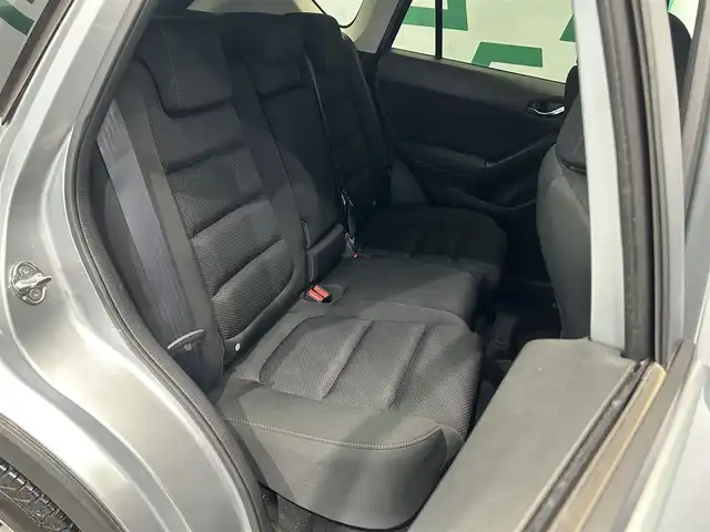 マツダ ＣＸ－５ XD 鹿児島県 2016(平28)年 5.1万km ソニックシルバーM 純正SDナビ/【Bluetooth/フルセグTV/CD/DVD】/バックカメラ/サイドカメラ/ビルトインETC/スマートシティブレーキサポート/レーンキープアシスト/クルーズコントロール/革巻きステアリング/LEDヘッドライト/オートライト/純正17インチアルミホイール/スマートキー/プッシュスタート/横滑り防止装置
