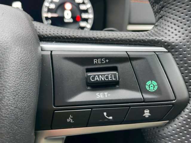 三菱 アウトランダー ＰＨＥＶ P 岩手県 2021(令3)年 3.8万km 黒 純正9インチナビ/BOSEサウンド/ステアリングリモコン/ハンドルヒーター/置くだけ充電/BSM/ヘッドアップディスプレイ/シートメモリー/パドルシフト/ミラー一体ドラレコ/フォグライト/電動格納ミラー/AVH