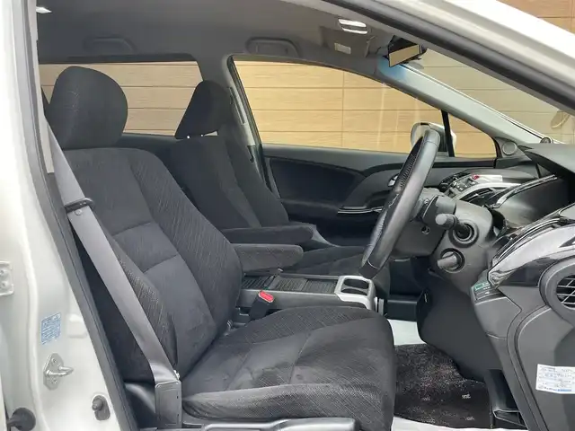 ホンダ オデッセイ MX エアロパッケージ 香川県 2013(平25)年 3.8万km ホワイトオーキッドパール メーカーHDDナビ/フルセグ/CD/DVD/BT/バックカメラ/社外18インチアルミ/スマートキー/キセノンヘッドライト/ETC