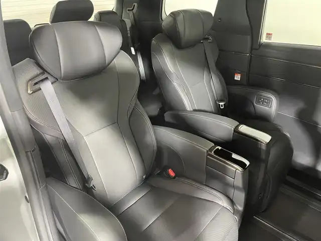 トヨタ アルファード Z 大阪府 2024(令6)年 1万km プラチナホワイトパールマイカ トヨタチームメイト アドバンスドパーク 左右独立ムーンルーフ 黒革 モデリスタ 14incナビTV 360カメラ 後席モニター デジタルインナーミラー パワーシート/ヒーター/エアコン 電動リアゲート レーダーC 衝突軽減B