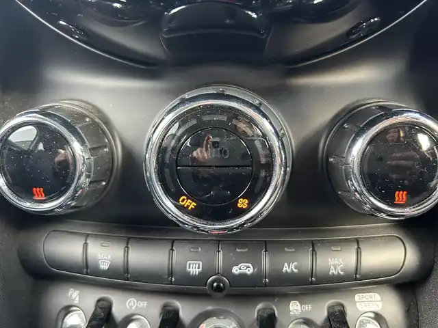 ＭＩＮＩ ＢＭＷ ミニ クーパー クラシックトリム 熊本県 2021(令3)年 5.2万km MINI Yoursエニグマティックブラック ・スマートキー/・プッシュスタート/・インテリジェントセーフティ/・PDC自動起動/・パーキングアシスト/・クルーズコントロール(追従式)/・ハーフレザースポーツシート/・純正HDDナビ/　【Bluetooth・USB・MSV】/・バックカメラ/・ETC/・ドライブレーダー(前後録画)/・LEDヘッドランプ/・UKテールランプ/・純正マット