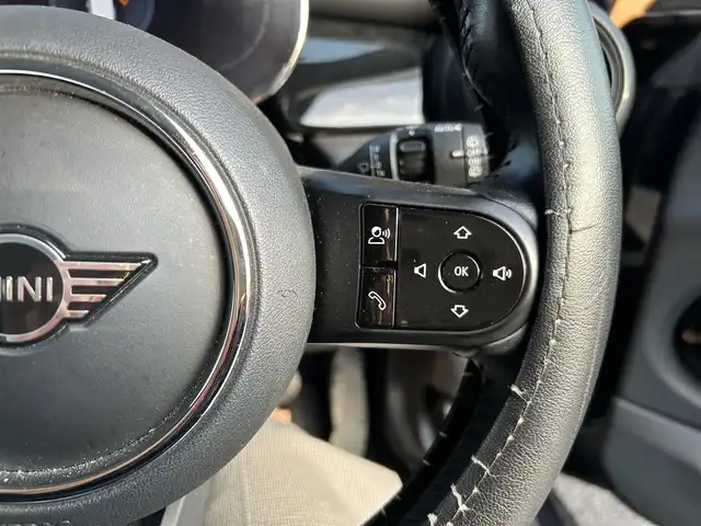 ＭＩＮＩ ＢＭＷ ミニ クーパー クラシックトリム 熊本県 2021(令3)年 5.2万km MINI Yoursエニグマティックブラック ・スマートキー/・プッシュスタート/・インテリジェントセーフティ/・PDC自動起動/・パーキングアシスト/・クルーズコントロール(追従式)/・ハーフレザースポーツシート/・純正HDDナビ/　【Bluetooth・USB・MSV】/・バックカメラ/・ETC/・ドライブレーダー(前後録画)/・LEDヘッドランプ/・UKテールランプ/・純正マット