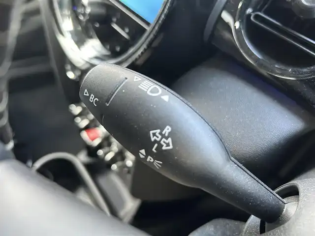 ＭＩＮＩ ＢＭＷ ミニ クーパー クラシックトリム 熊本県 2021(令3)年 5.2万km MINI Yoursエニグマティックブラック ・スマートキー/・プッシュスタート/・インテリジェントセーフティ/・PDC自動起動/・パーキングアシスト/・クルーズコントロール(追従式)/・ハーフレザースポーツシート/・純正HDDナビ/　【Bluetooth・USB・MSV】/・バックカメラ/・ETC/・ドライブレーダー(前後録画)/・LEDヘッドランプ/・UKテールランプ/・純正マット