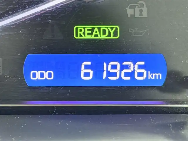 トヨタ エスクァイア ハイブリッド Gi 大阪府 2015(平27)年 6.2万km ホワイトパールクリスタルシャイン モデリスタエアロ　アルパインナビＴＶ　後席モニター　黒革シート　ワイヤレス充電　両側電動　シートヒーター　バックカメラ　ビルトインＥＴＣ　オートライト　ＬＥＤヘッドライト　フォグランプ　スマートキー