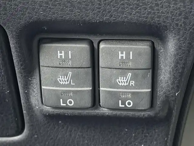 トヨタ エスクァイア ハイブリッド Gi 大阪府 2015(平27)年 6.2万km ホワイトパールクリスタルシャイン モデリスタエアロ　アルパインナビＴＶ　後席モニター　黒革シート　ワイヤレス充電　両側電動　シートヒーター　バックカメラ　ビルトインＥＴＣ　オートライト　ＬＥＤヘッドライト　フォグランプ　スマートキー