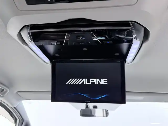 トヨタ エスクァイア ハイブリッド Gi 大阪府 2015(平27)年 6.2万km ホワイトパールクリスタルシャイン モデリスタエアロ　アルパインナビＴＶ　後席モニター　黒革シート　ワイヤレス充電　両側電動　シートヒーター　バックカメラ　ビルトインＥＴＣ　オートライト　ＬＥＤヘッドライト　フォグランプ　スマートキー