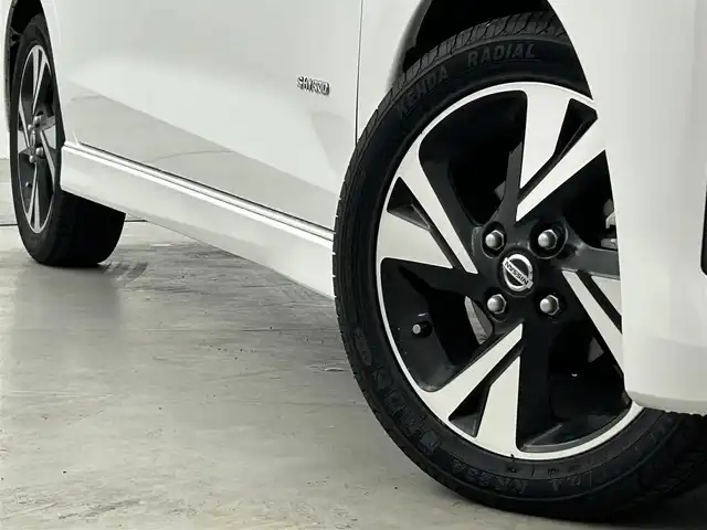 日産 デイズ HWS G ターボ プロパイロットED 福岡県 2020(令2)年 2.5万km ホワイトパール 社外ナビ（ＢＴ，フルセグＴＶ）　/全方位カメラ　/前後ドライブレコーダー　/ＥＴＣ　/ＡＣＣ　/プロパイロット　/エマージェンシーブレーキ　/レーンキープ　/コーナーセンサー　/アイドリングストップ　/純正１５インチＡＷ