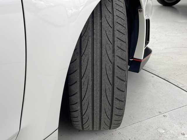 スバル レヴォーグ 1．6GT－S アイサイト 宮城県 2014(平26)年 6.7万km クリスタルホワイトP VARISエアロ（F）/STIエアロ（S.R.リアアンダー）/HKSマフラー/ALPINE製ウーハー/アイサイト/・プリクラッシュブレーキ/・レーンキープアシスト/・全車速追従機能付クルーズコントロール/・ツーリングアシスト/純正7インチナビ/・BT.CD.DVD.USB.VTR/バックカメラ/フルセグTV/前席パワーシート/革巻きステアリング/ステアリングスイッチ/パドルシフト/ETC/プッシュスタート/スマートキー×2/電動パーキングブレーキ/LEDヘッドライト/LEDフォグランプ/リアフォグライト/純正フロアマット/社外18インチAW/ドアバイザー/トノカバー/純正サンシェード