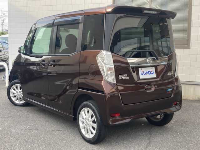日産 デイズ ルークス ハイウェイスターS 三重県 2014(平26)年 3.7万km モカブラウンP (株)IDOMが運営する【じしゃロン四日市店】の自社ローン専用車両になります。こちらは現金またはオートローンご利用時の価格です。自社ローンご希望の方は別途その旨お申付け下さい