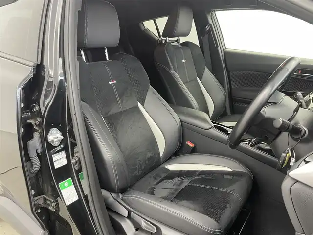 トヨタ Ｃ－ＨＲ S GRスポーツ 埼玉県 2022(令4)年 4.1万km ブラックマイカ 純正8インチディスプレイオーディオ バックカメラ シートヒーター LEDヘッドライト セーフティセンス レーダークルーズコントロール オートライト ハーフレザー スマートキー Bluetooth