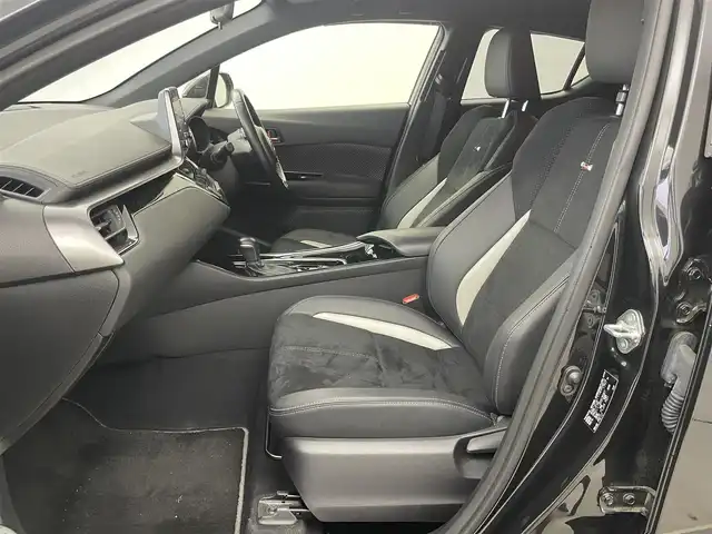 トヨタ Ｃ－ＨＲ S GRスポーツ 埼玉県 2022(令4)年 4.1万km ブラックマイカ 純正8インチディスプレイオーディオ バックカメラ シートヒーター LEDヘッドライト セーフティセンス レーダークルーズコントロール オートライト ハーフレザー スマートキー Bluetooth